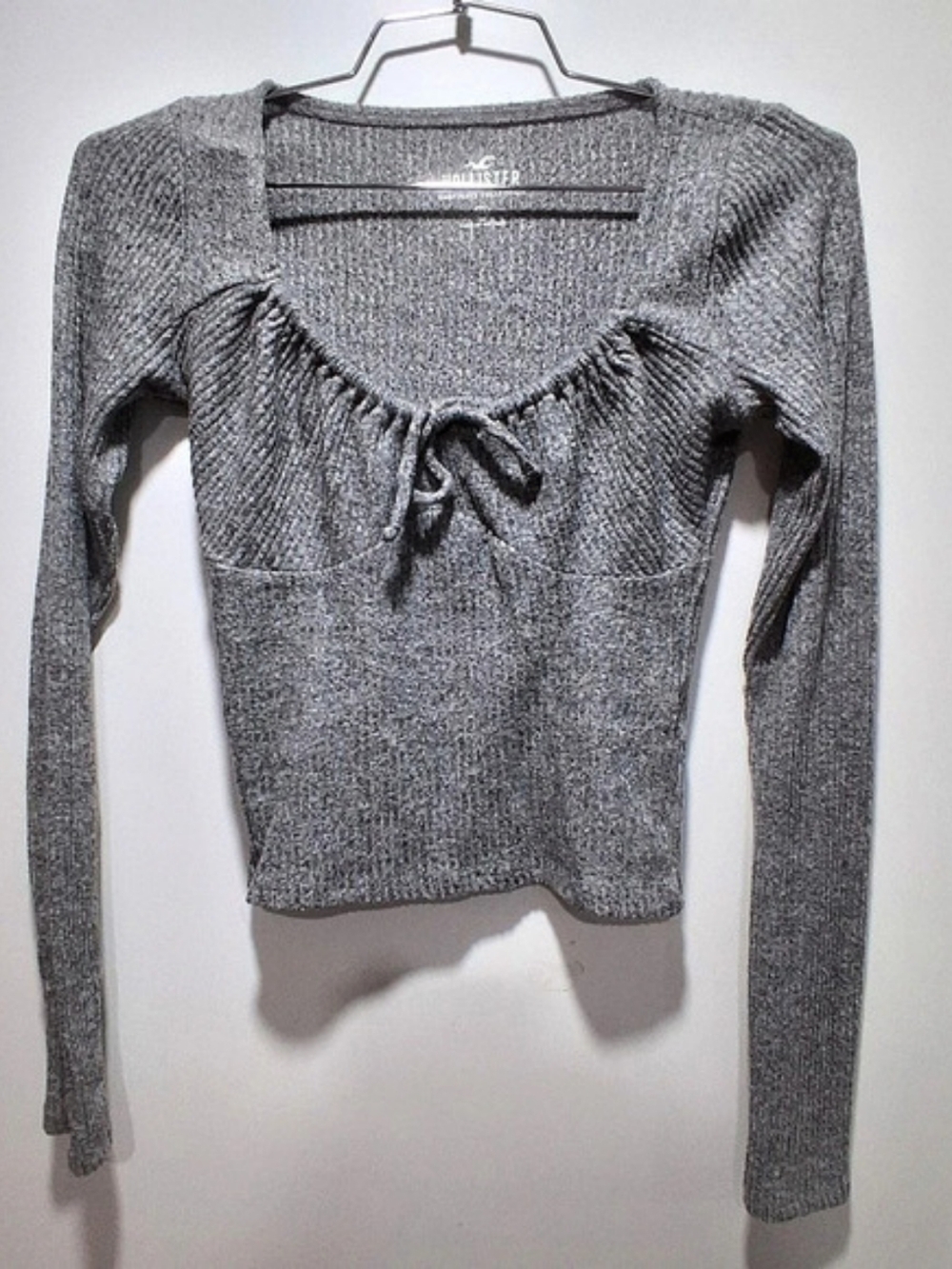 Hollister Stretchy Gray Long Sleeve Knit Top XS
